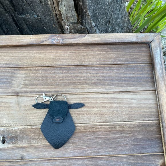 Cow Keychain - Picture 5 of 5